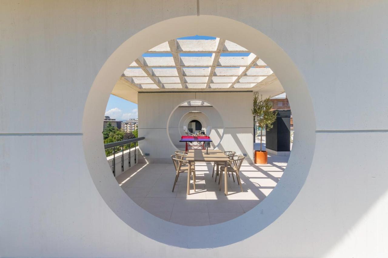 Apartamentos Líbere Pamplona Yamaguchi Exterior foto