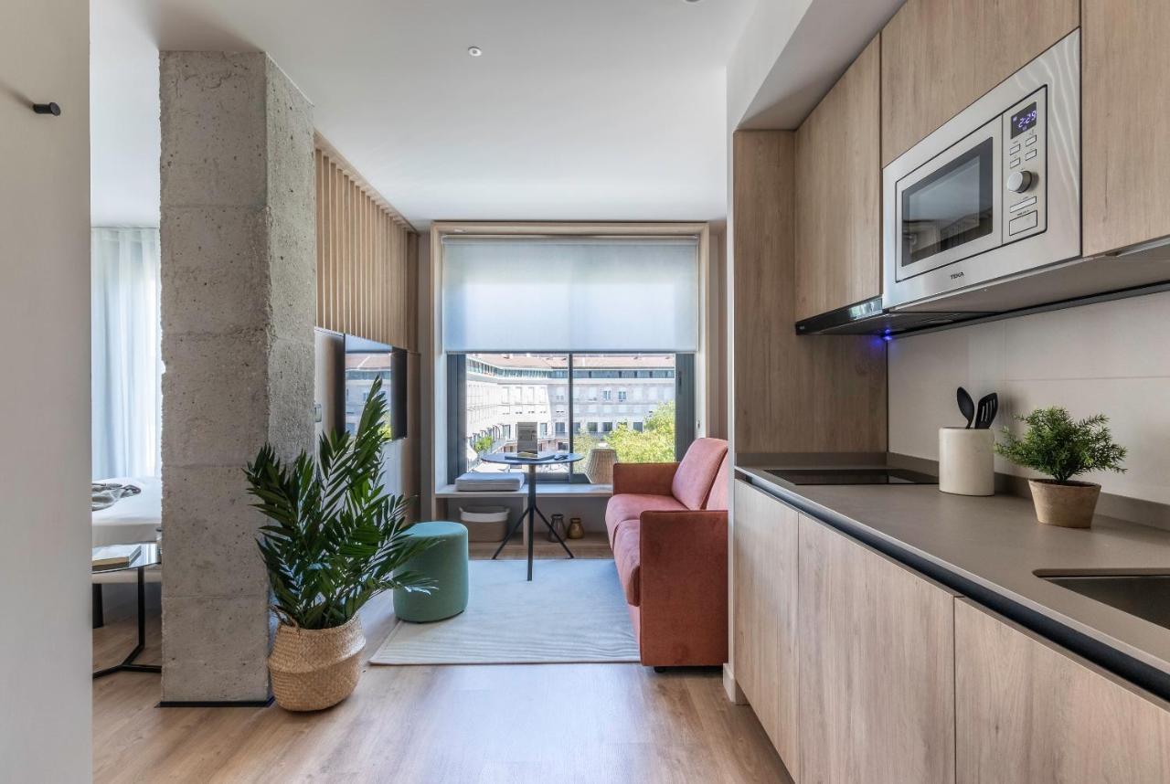 Apartamentos Líbere Pamplona Yamaguchi Exterior foto